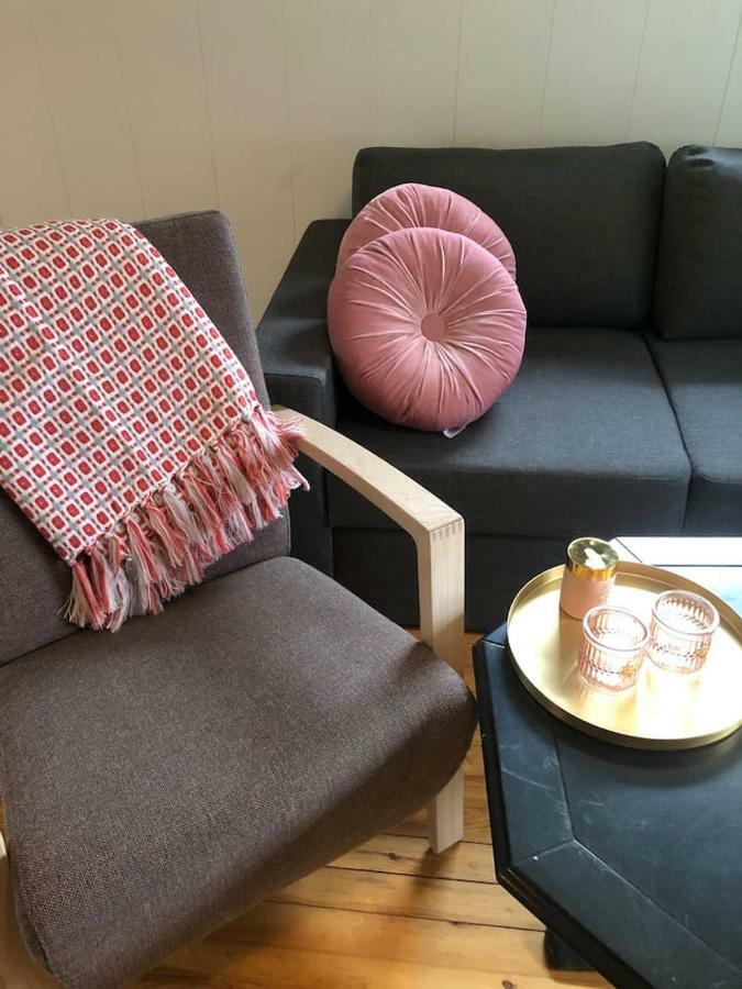 Auregarden - A Rustique Oasis Just A Blink Away From Town Centre Apartment Vik  Екстериор снимка